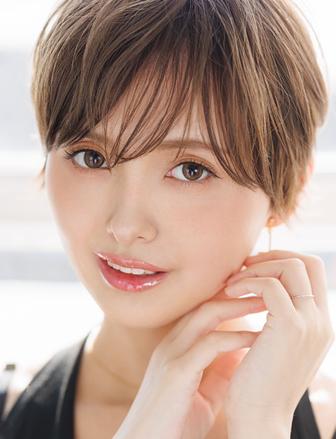 水原冴香
